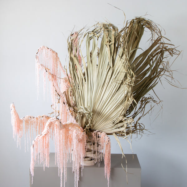 Amber Flow Arrangement