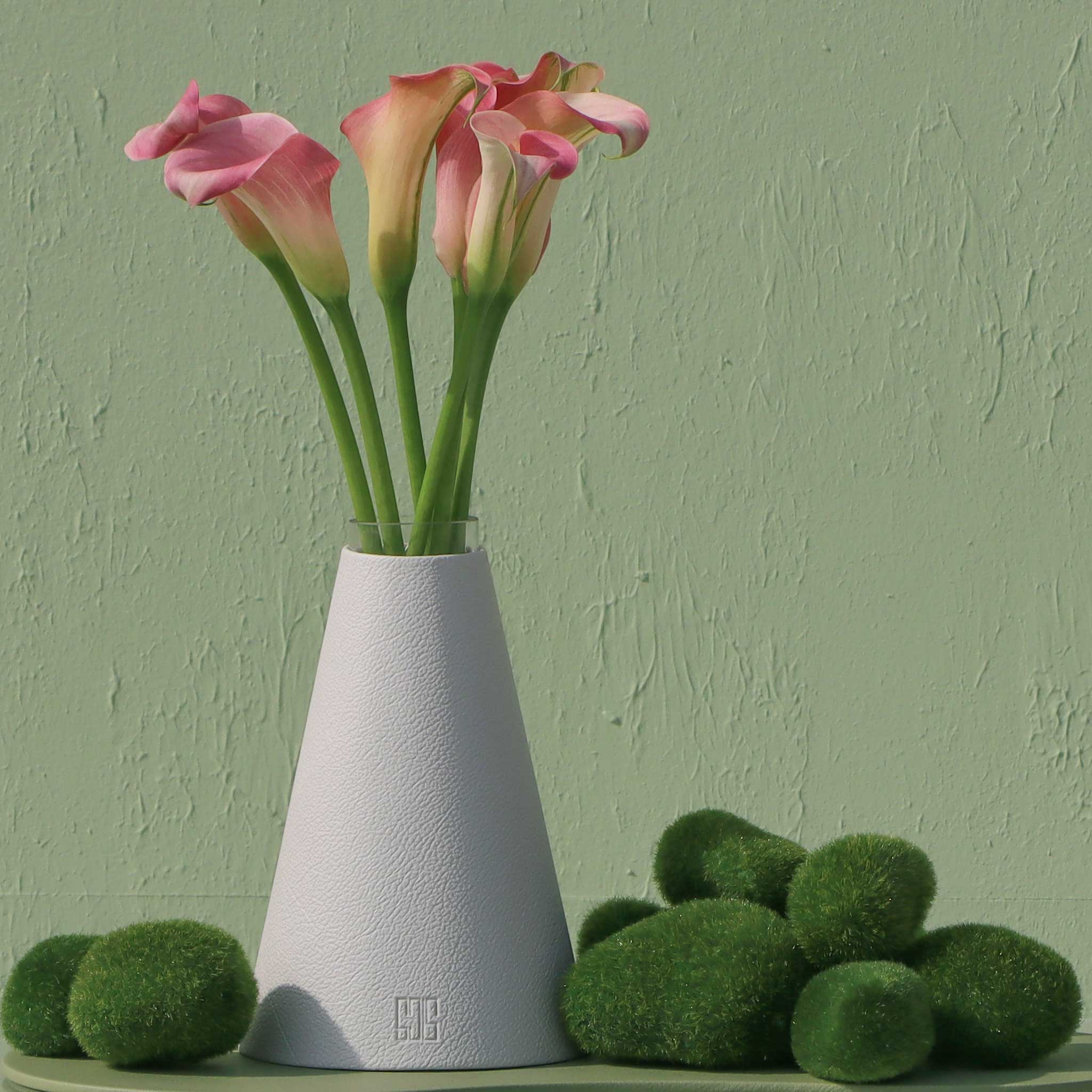Conoid Vase Dusty White-S