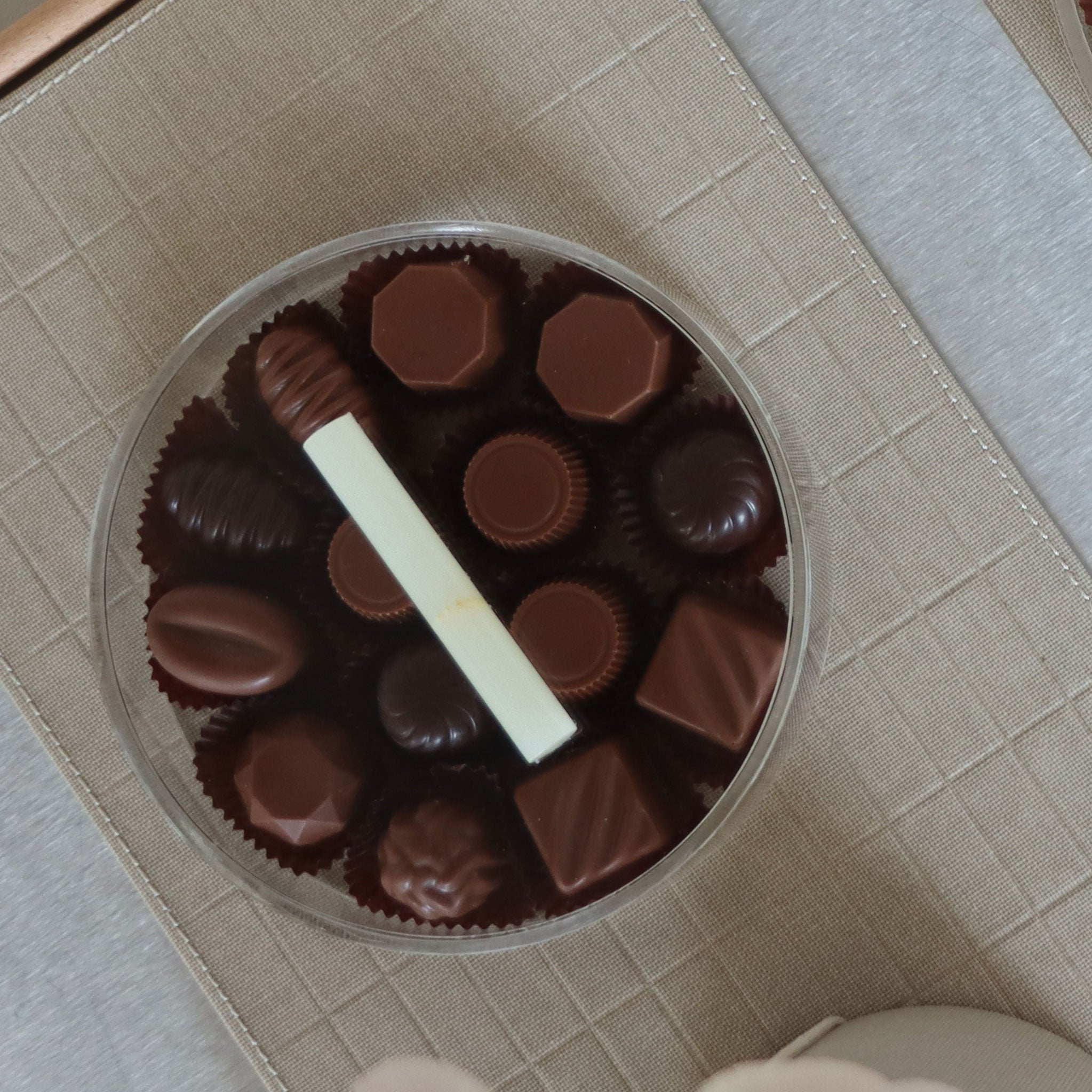 Cut Chocolate Box-S